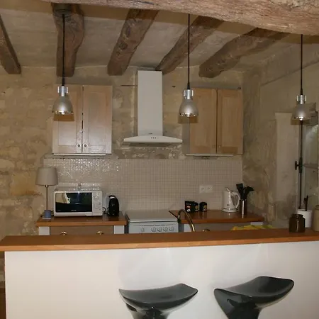 Chateau De Chaintres *