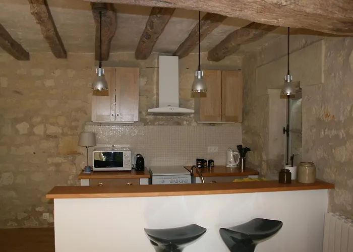 Chateau De Chaintres *